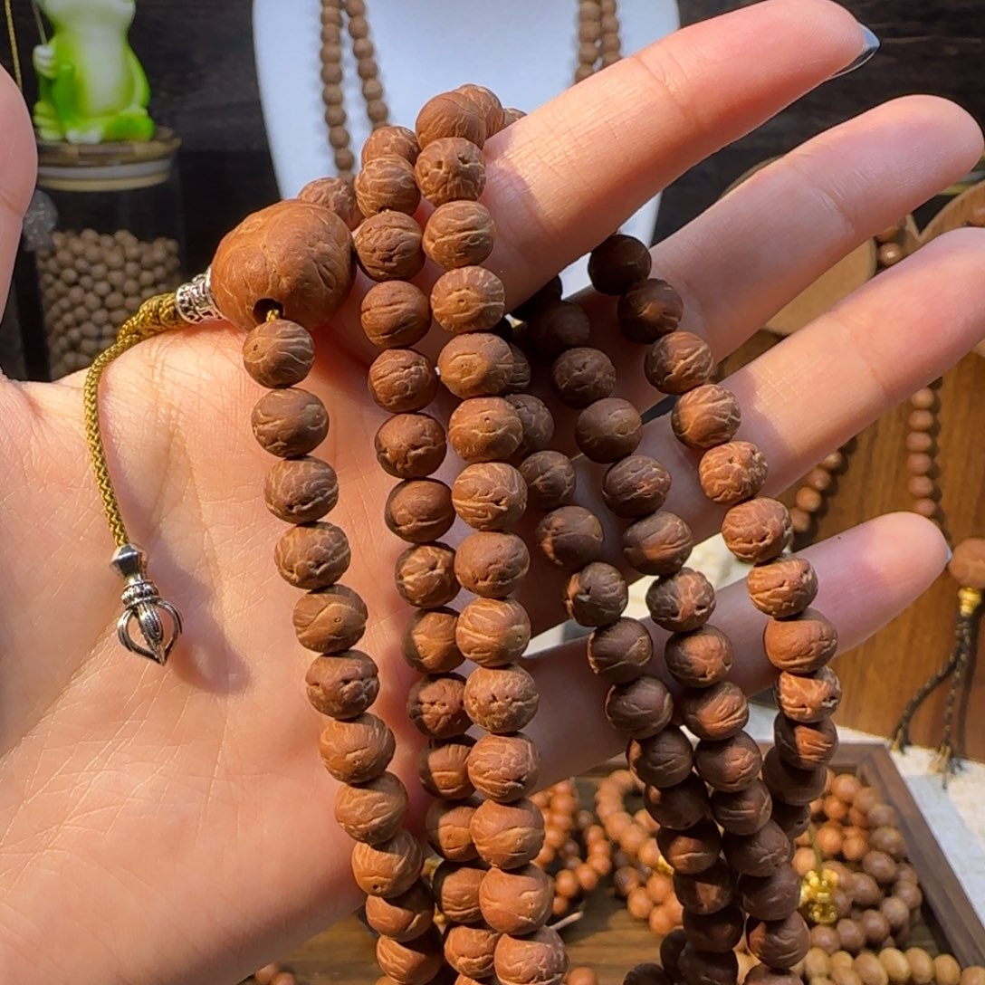 凤眼菩提吊坠国产酸枣核精品 红豆