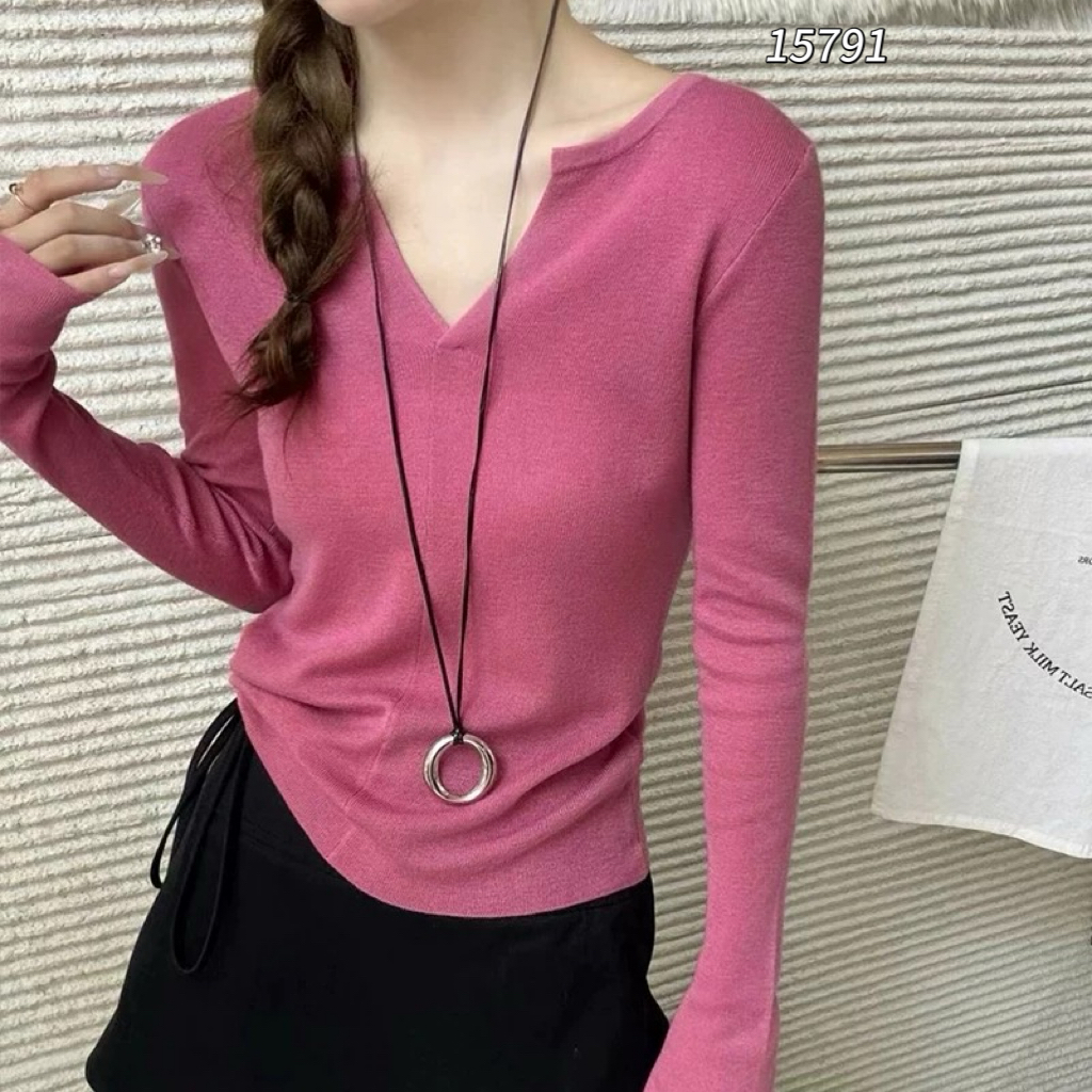 15791（部分无水洗唛，介意慎拍）WANGDAN新款剪刀净版针织长袖