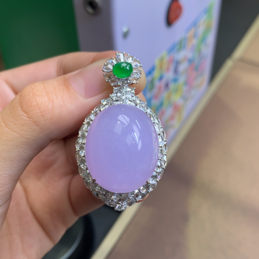 晶***晶翡翠18K金镶嵌颈饰翡翠（分单）