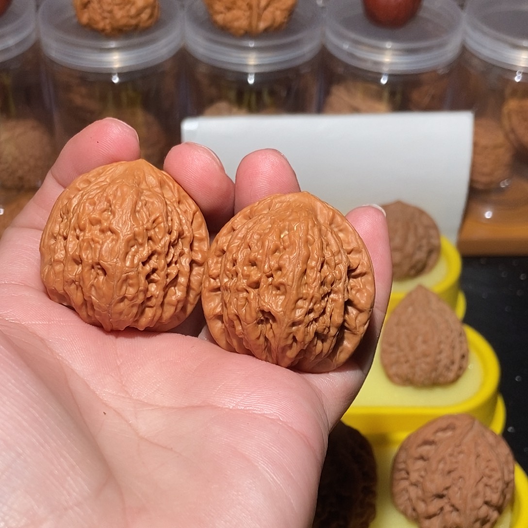 文玩核桃吊坠38铁锤妹妹