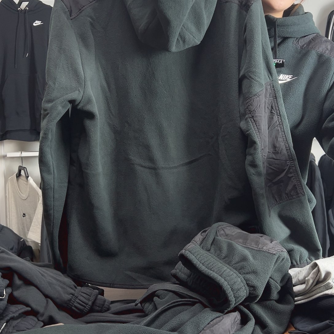 4883外套黑xxl码170-190斤不退换