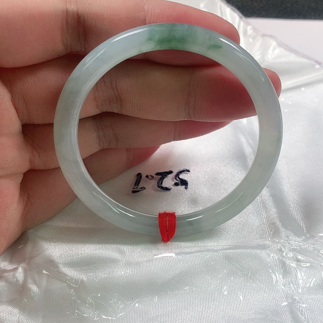 未镶嵌手镯（圆镯）翡翠357号