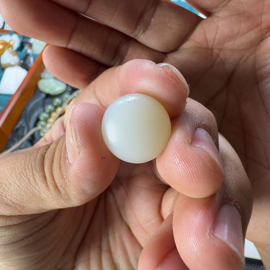 和田玉挂件未镶嵌相**沫