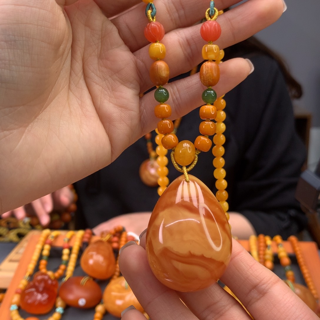 蜜蜡颈饰未镶嵌水滴