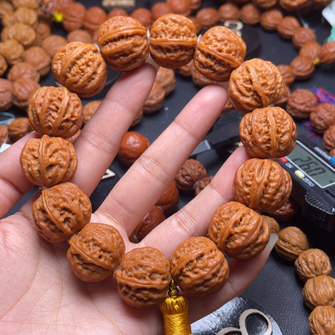文玩核桃手串粗筋111