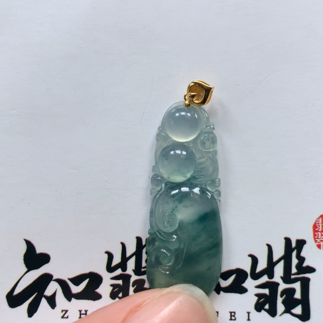 翡翠颈饰18K金镶嵌是**啊如意