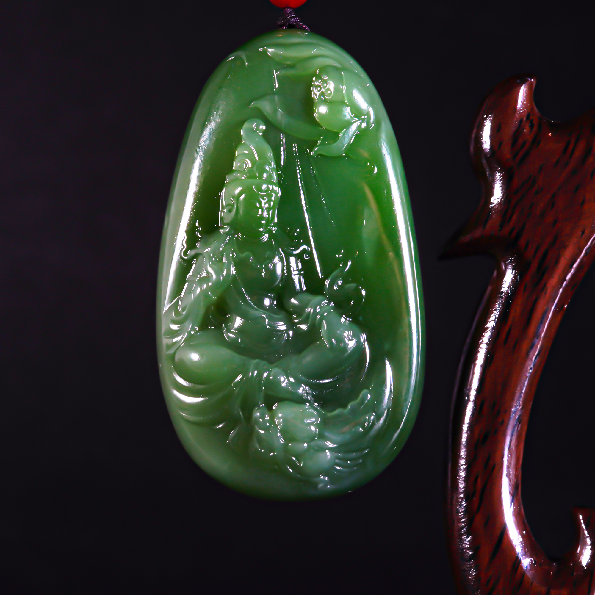 LOT.035和田碧玉自在观世音佩/X1207