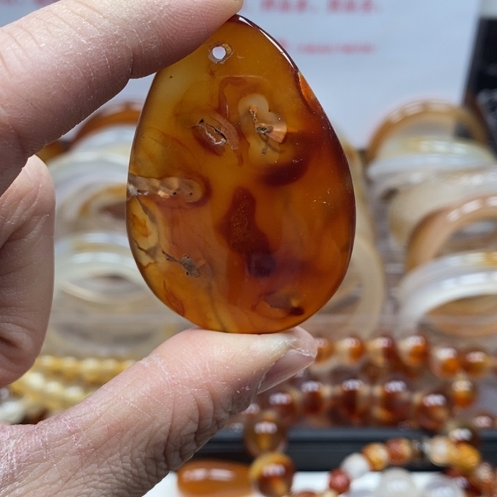 玛瑙/玉髓吊坠未镶嵌