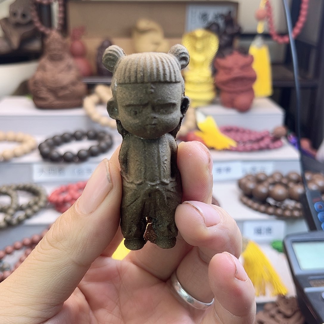 泥塑超**迦栀子花香小哪吒瑕疵款