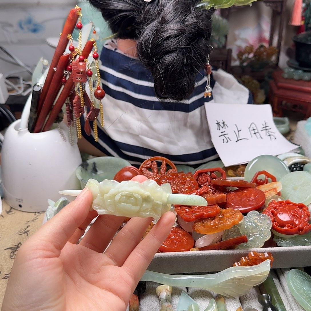 蛇纹石玉合金发饰