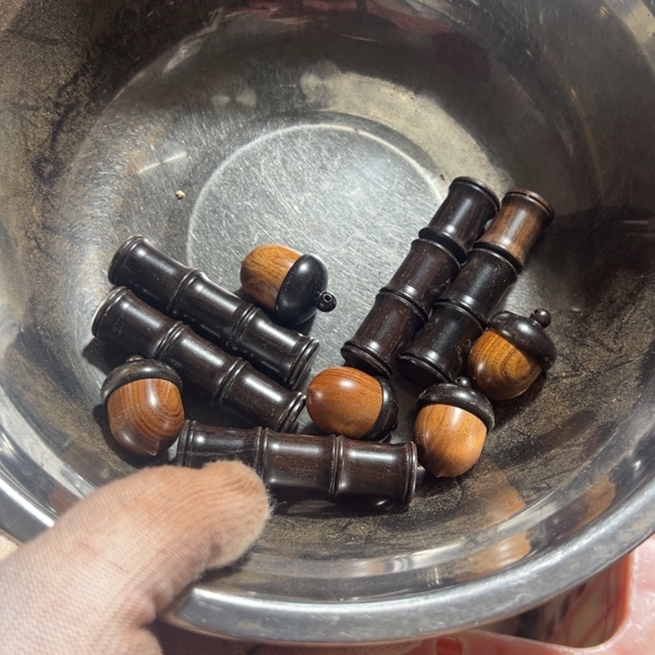 起***。东非黑黄檀（紫光檀）紫光檀瑕疵小竹节