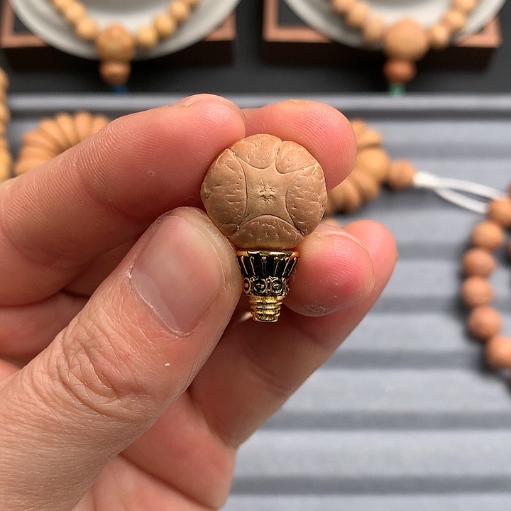 凤眼菩提吊坠19五星，非质量问题开孔不退