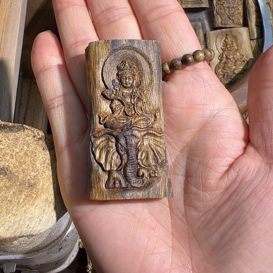 沉香吊坠白棋楠吊坠雕刻7.9克