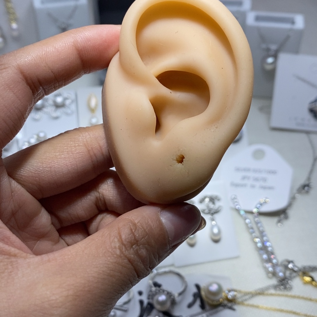 未镶嵌淡水珍珠耳饰