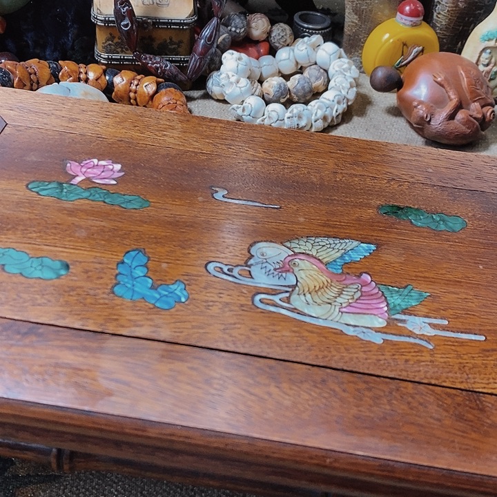 f b j gkj g kc m