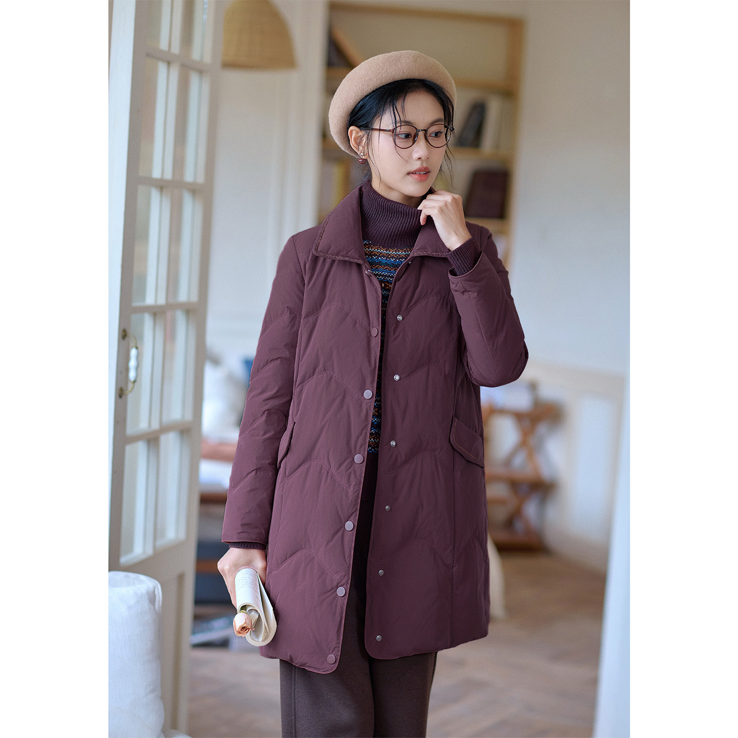 红念紫红色白鸭绒羽绒服女中长款设计感2025新款气质冬装外套上衣