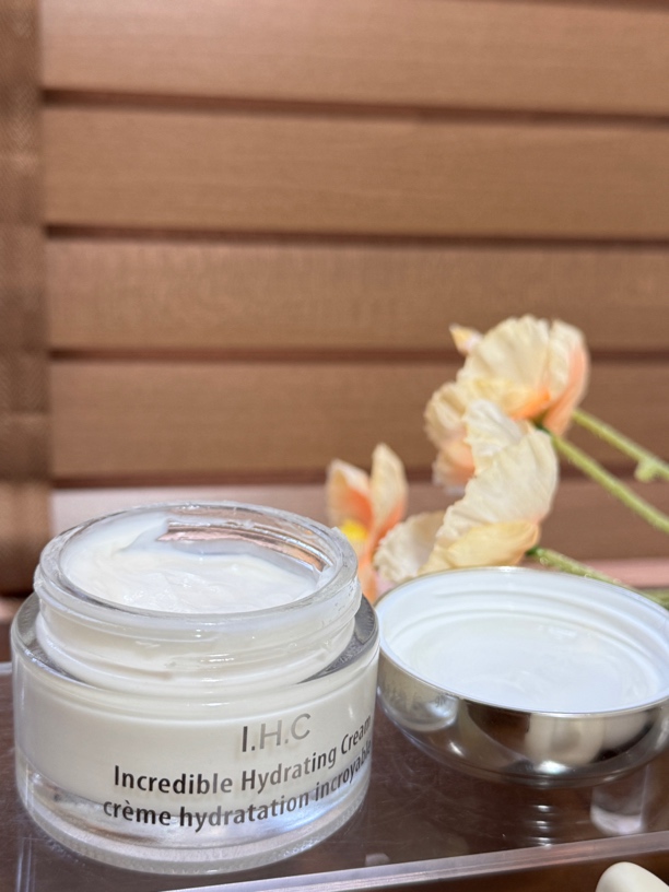 保湿面霜好用的化妆