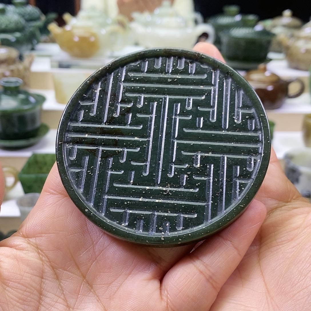 和田玉杯垫未镶嵌