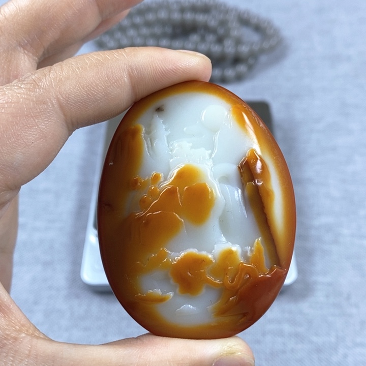 和田玉颈饰未镶嵌