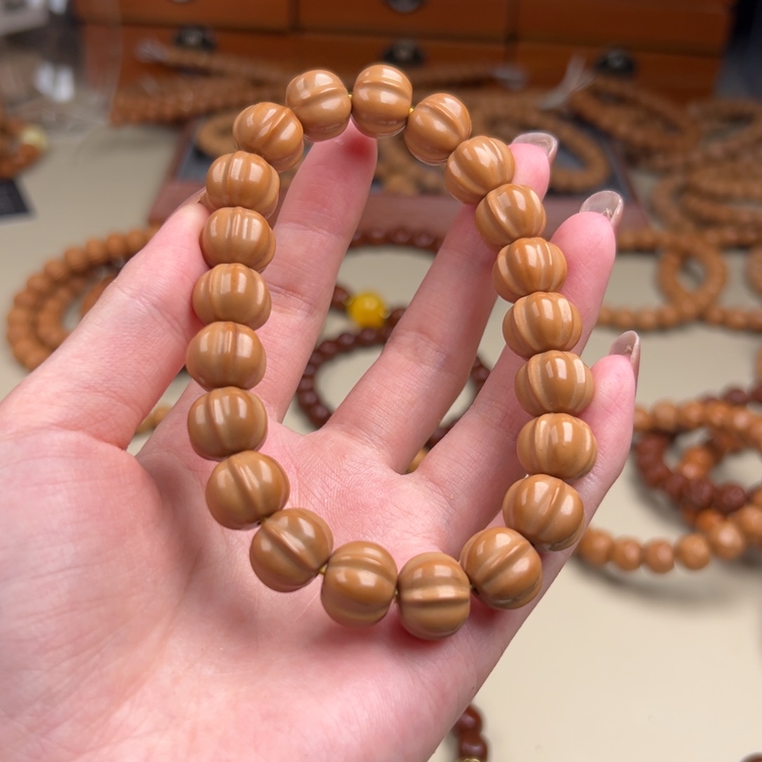 猴头核桃手串四花鲨鱼➕大面手工六方68.8