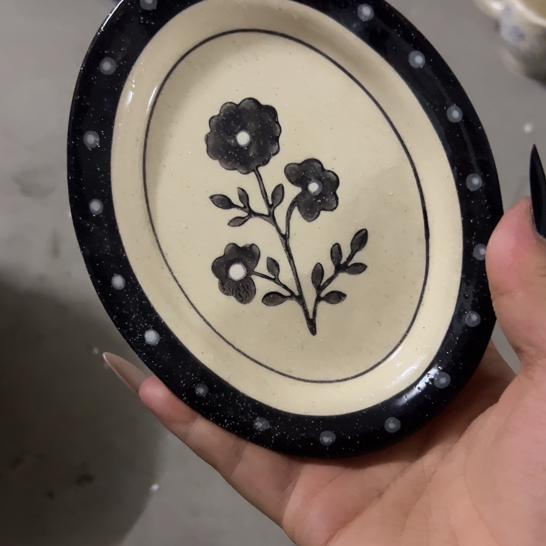搪瓷微瑕黑化骨碟一个
