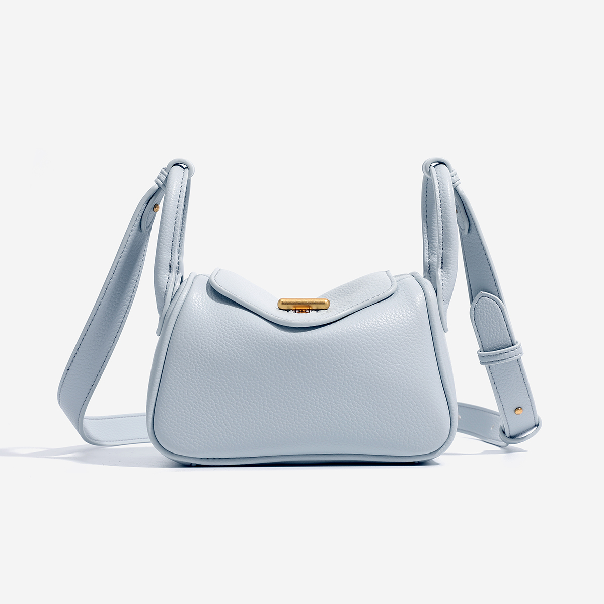 2025新超火斜挎包女包轻奢时尚小众高级感锁扣便当包百搭纯色