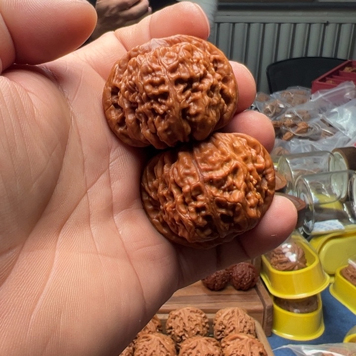 文玩核桃把件四座楼狮子头