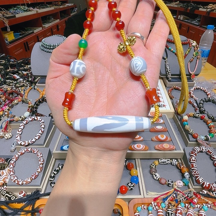 未镶嵌玛瑙/玉髓珠宝奇石