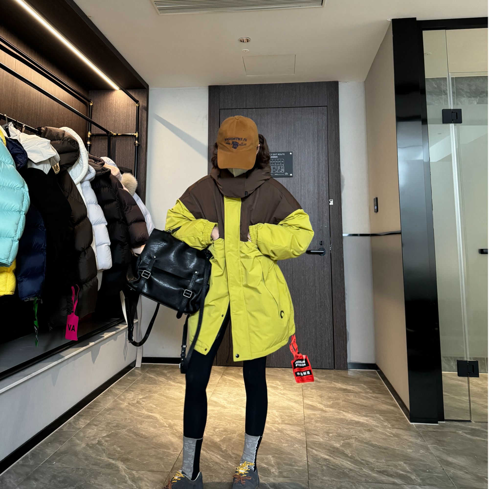  【陨石冰川 加厚款派克90白鸭绒羽绒服】质感超级好～加厚的面料 ！