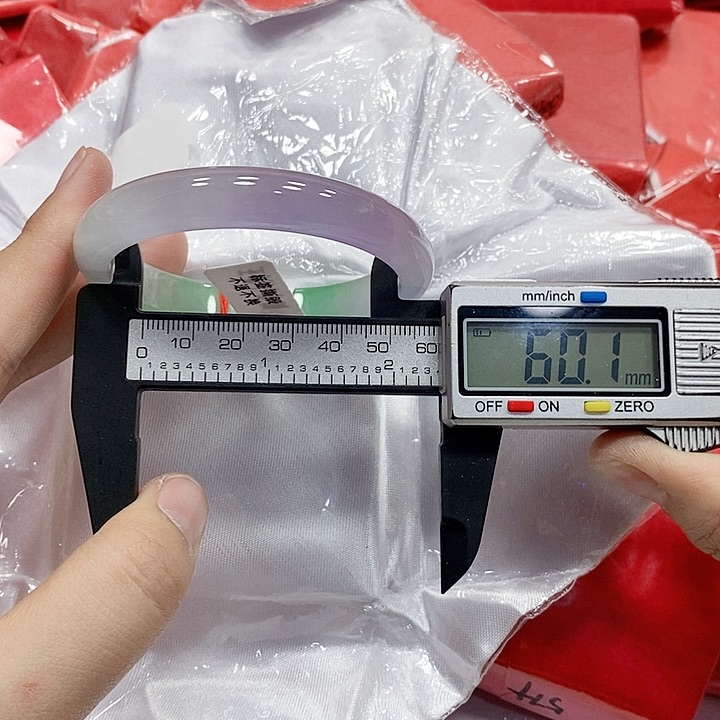 海***雨翡翠手镯未镶嵌72库存×2去拍128元