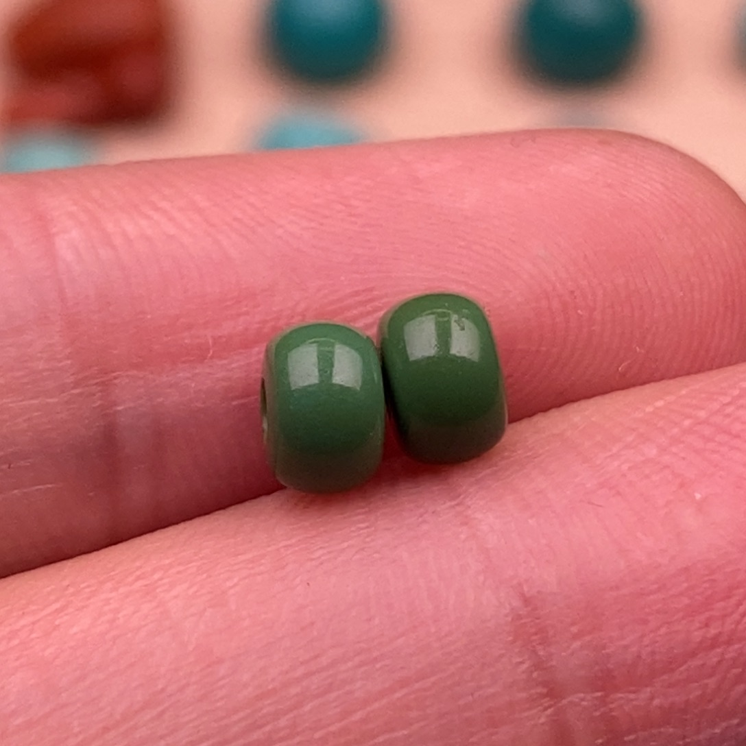 绿松石配饰未镶嵌
