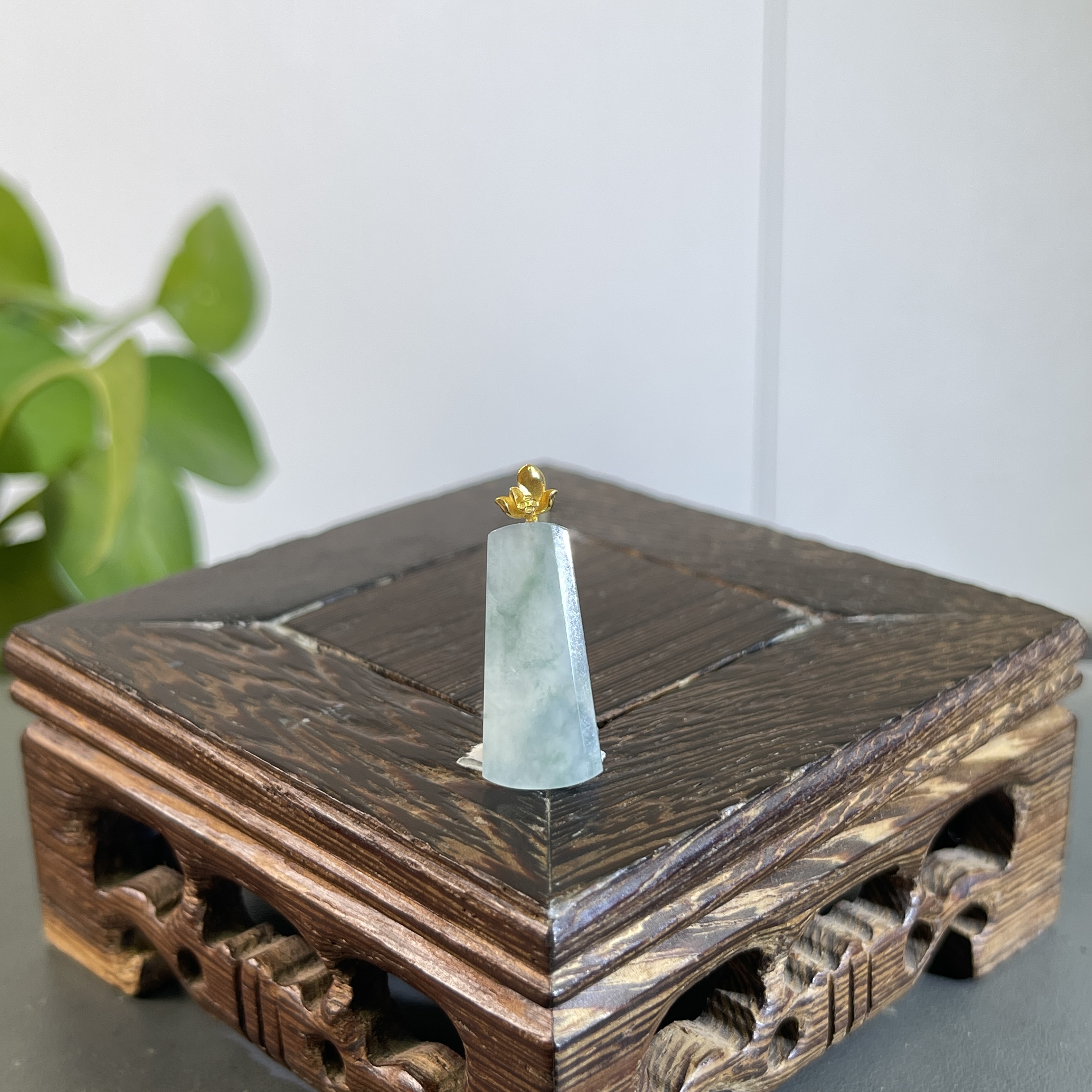 JSB02-25 天然缅甸A货翡翠 18K扣头无事牌