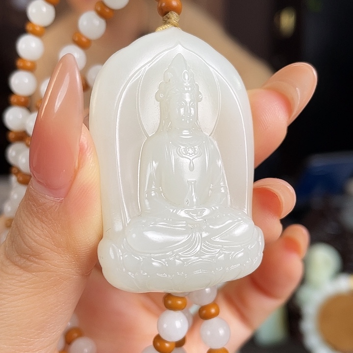 和田玉未镶嵌颈饰定制发货