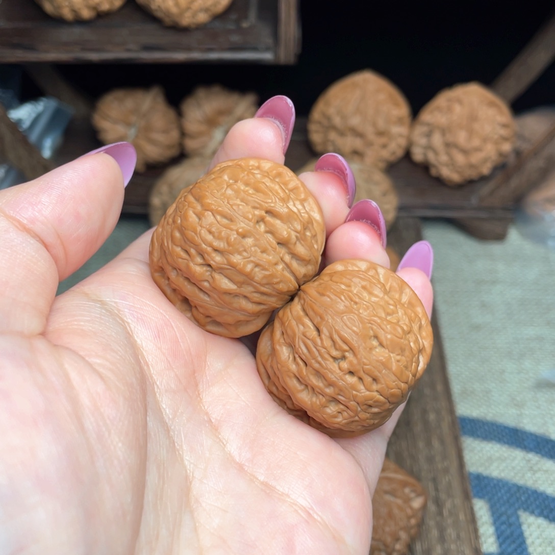 文玩核桃把件36铁锤