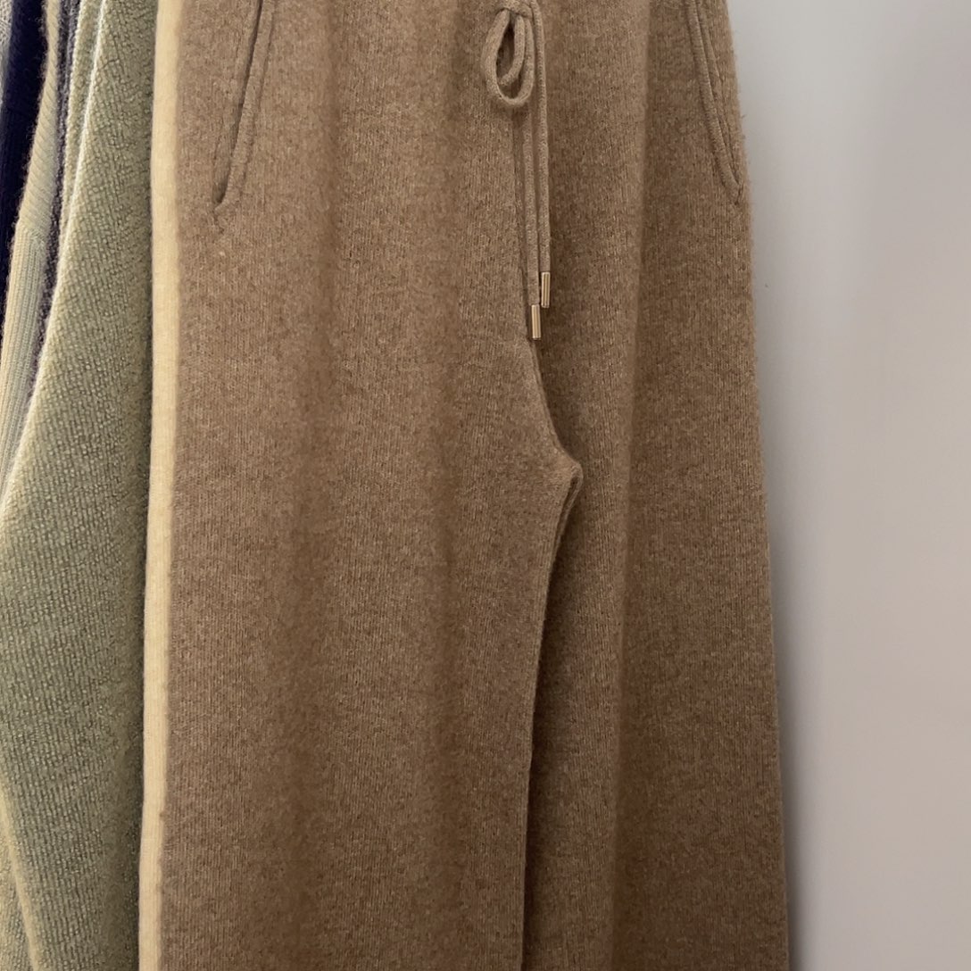 经典百搭羊绒阔腿裤