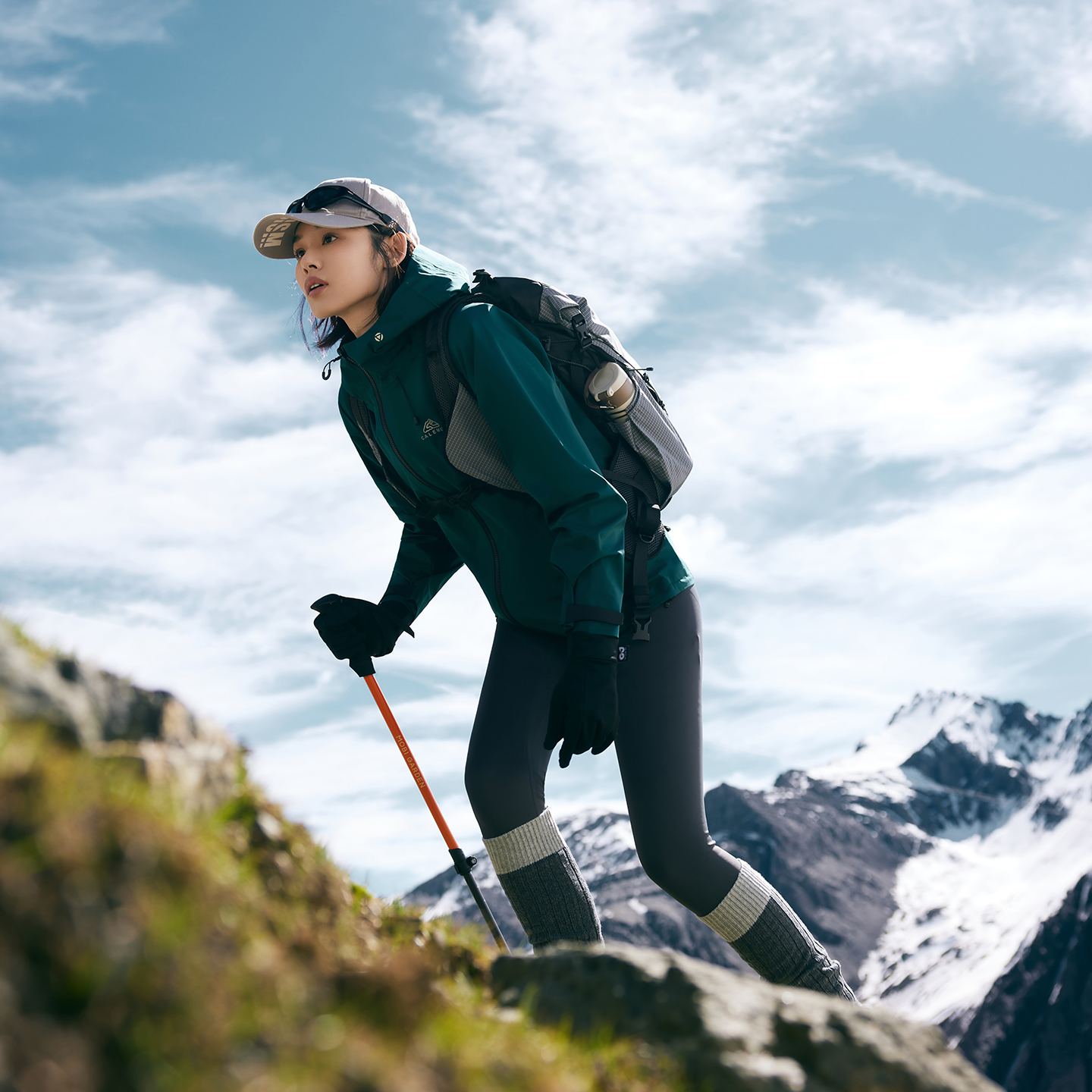 凯莱牧户外硬壳冲锋衣男新款单层防风防雨3L全压胶登山服外套女