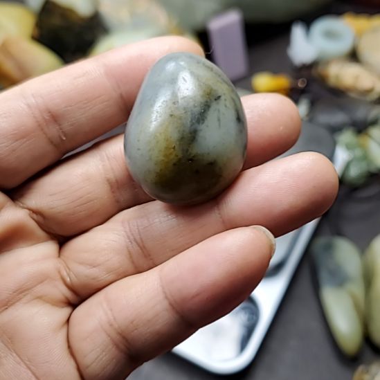 和田玉（糖玉）未镶嵌挂件