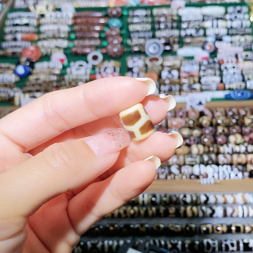 【闪购商品】玛瑙/玉髓散珠