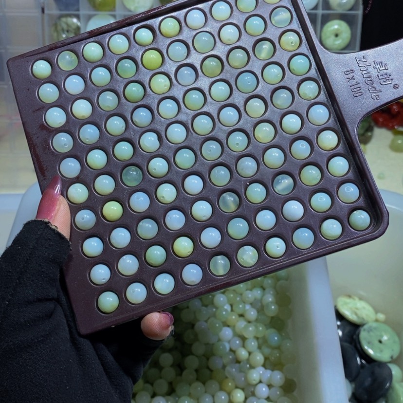 【闪购商品】蛇纹石玉其他未镶嵌120