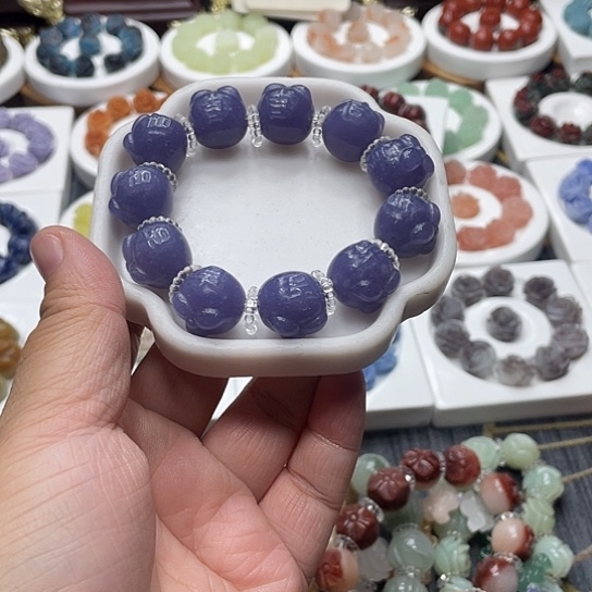 石英质玉（非洲翠）合金手串