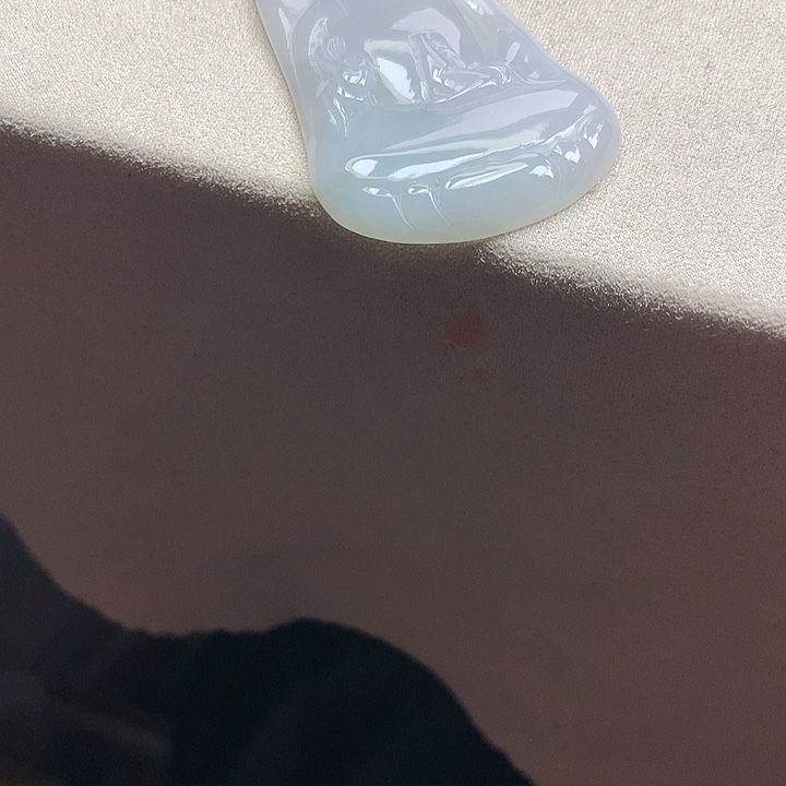 翡翠颈饰未镶嵌吊坠