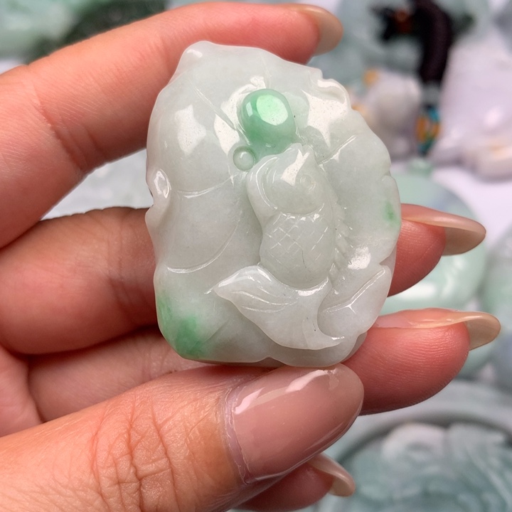 翡翠未镶嵌颈饰翡翠
