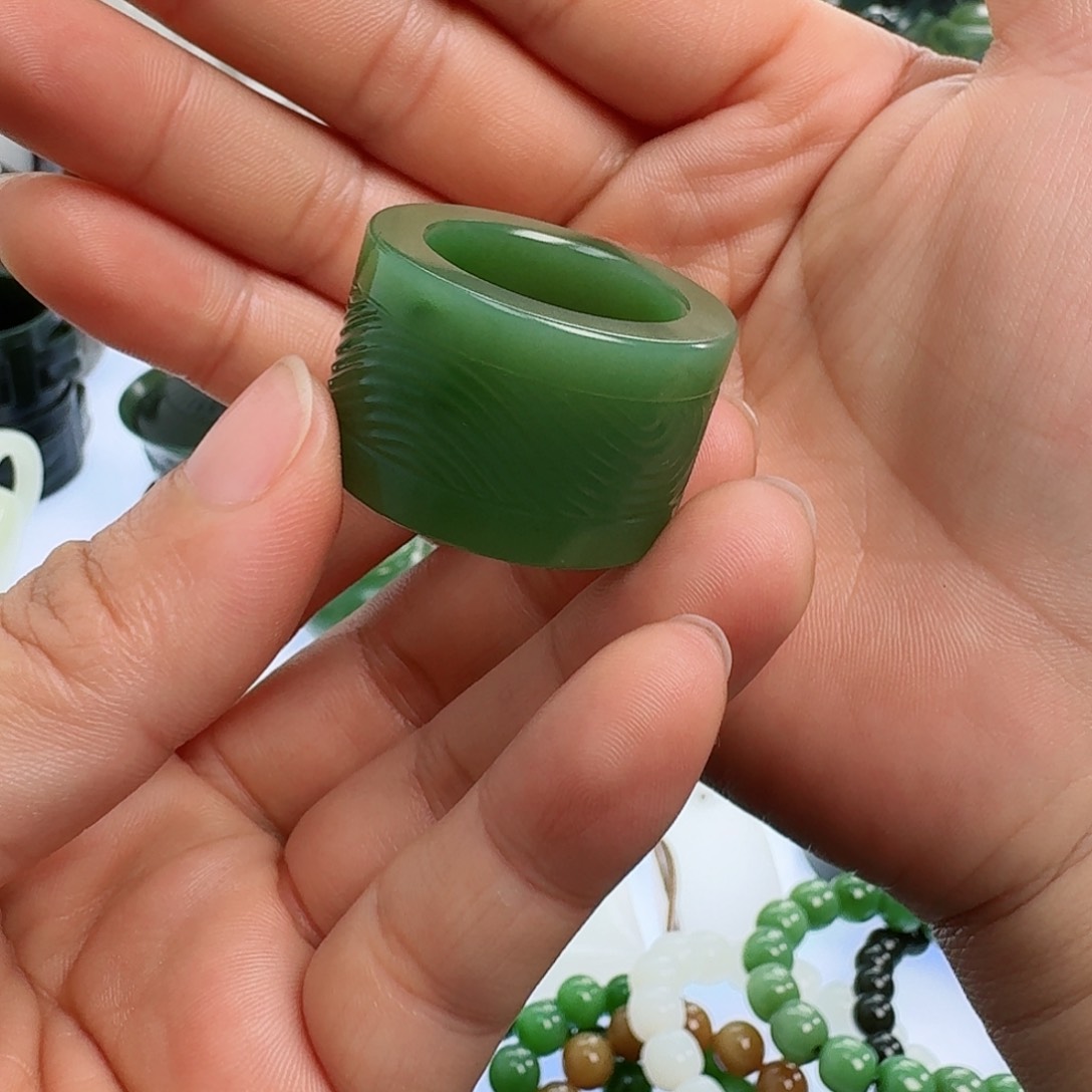 和田玉（碧玉）挂件未镶嵌远*