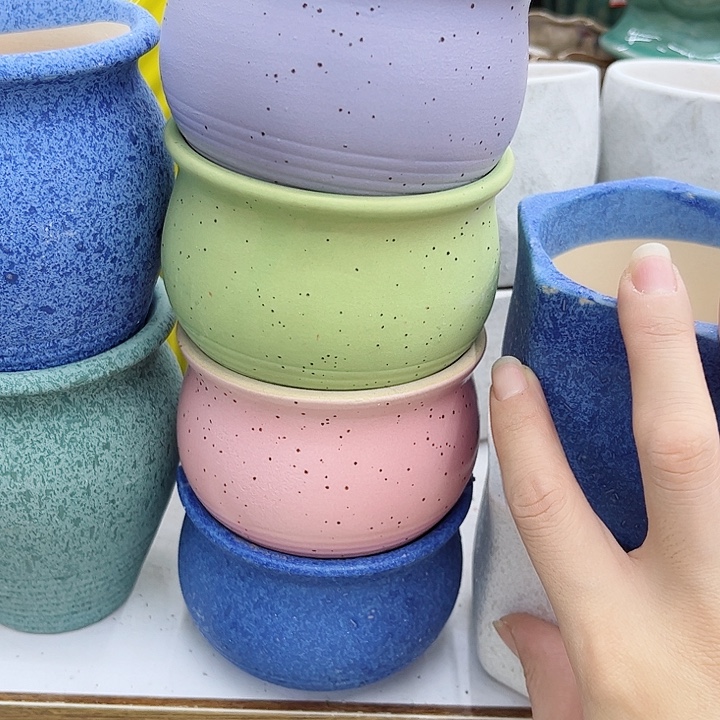 多肉绿植陶瓷花盆9.9包邮，有孔