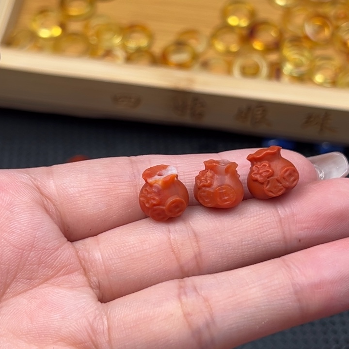 S***g南红玛瑙未镶嵌颈饰