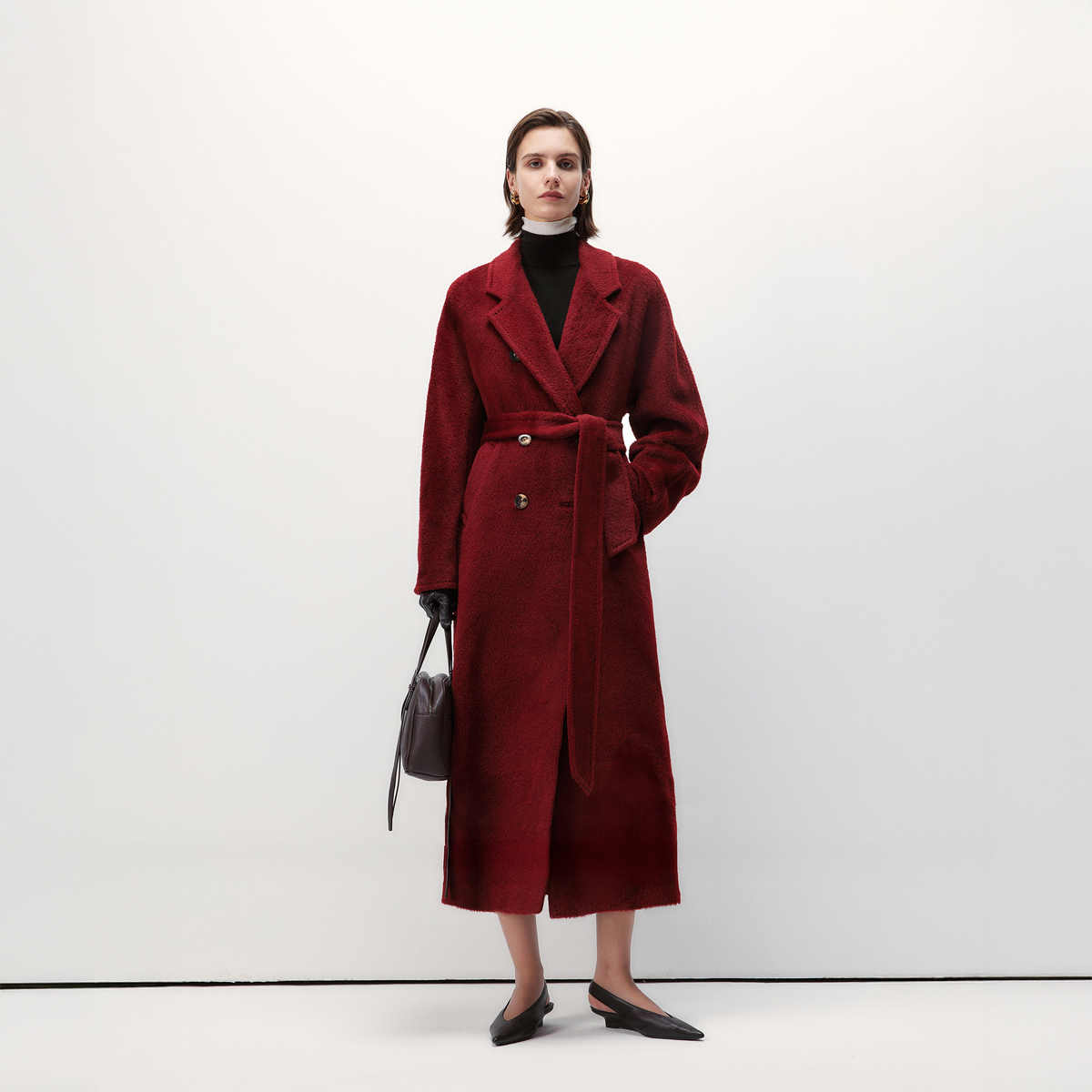 LYNEE【黑标系列】秘鲁进口面料 801苏力羊驼毛大衣女LGD2FAW169