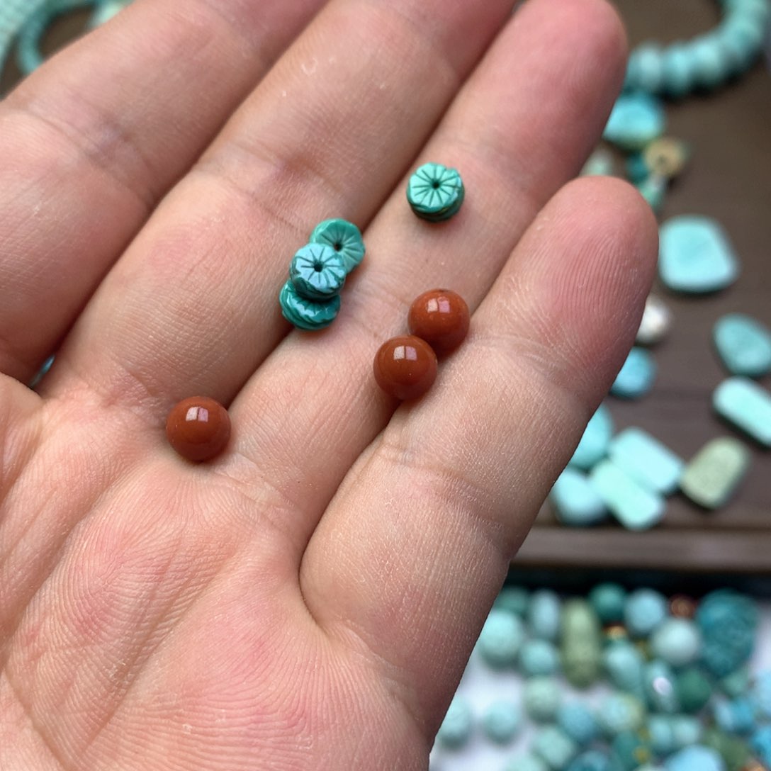 南红玛瑙雕刻未镶嵌