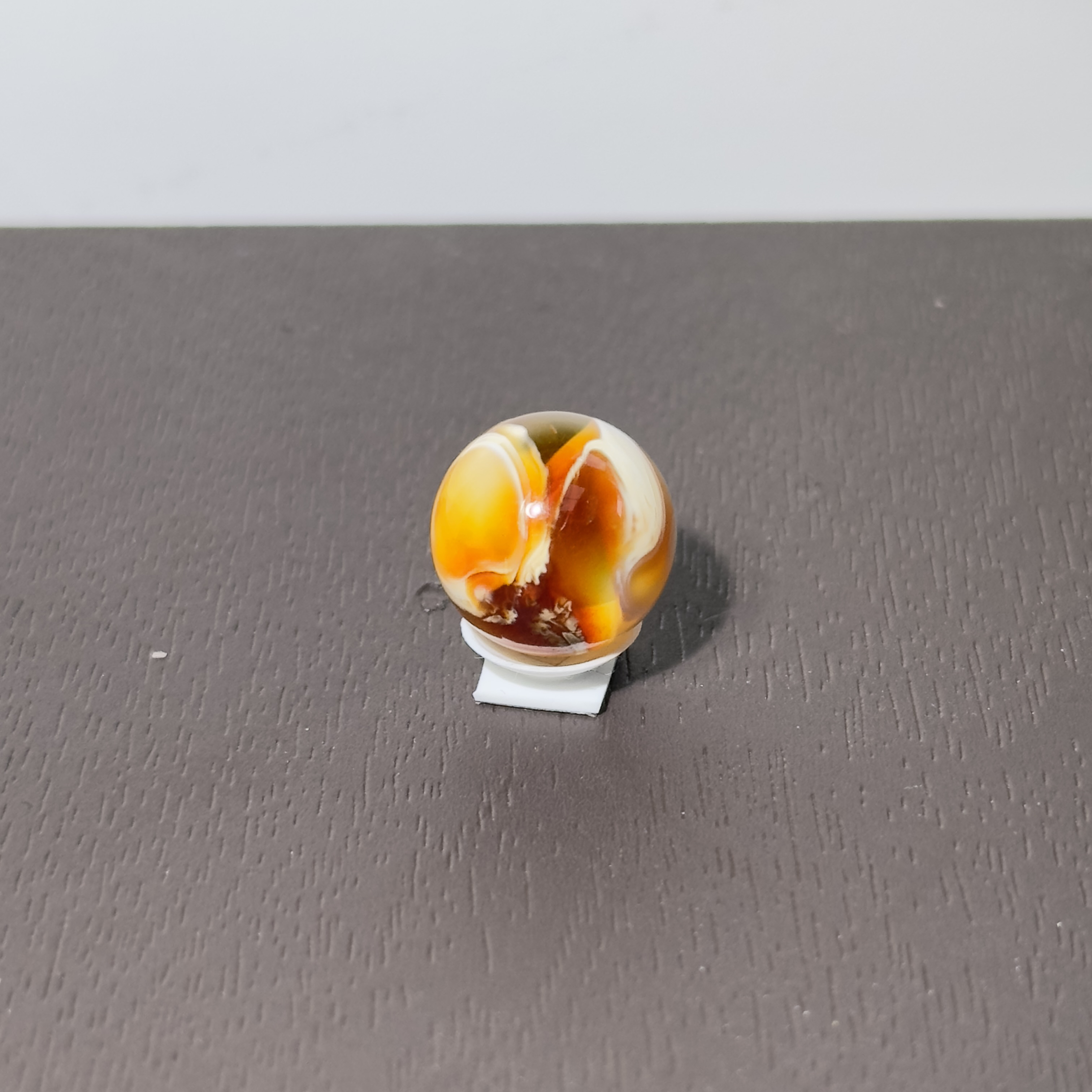 天然琥珀蜜蜡 红瓷白 溶洞 妖花 尺寸13.6mm