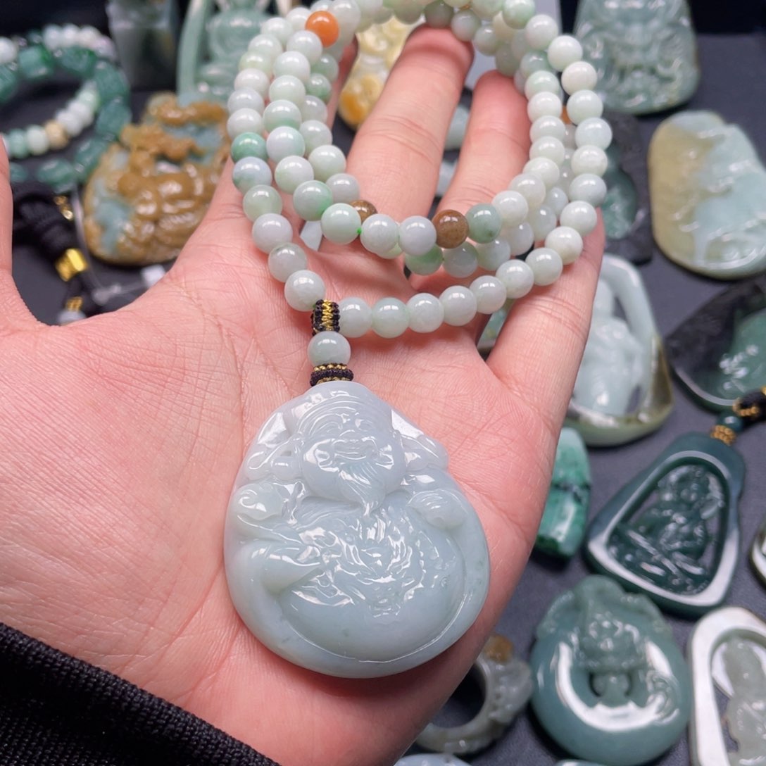 颈饰未镶嵌翡翠翡翠