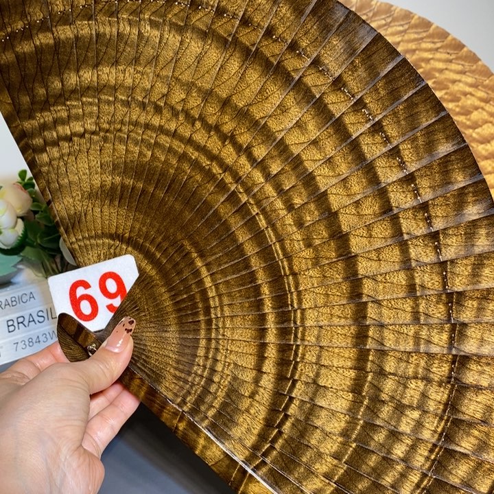 金丝楠椿****?金丝楠木扇子